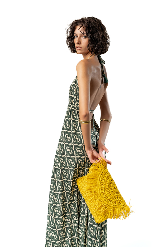 RAFFIA CLUTCH WITH DECOR FRINGE